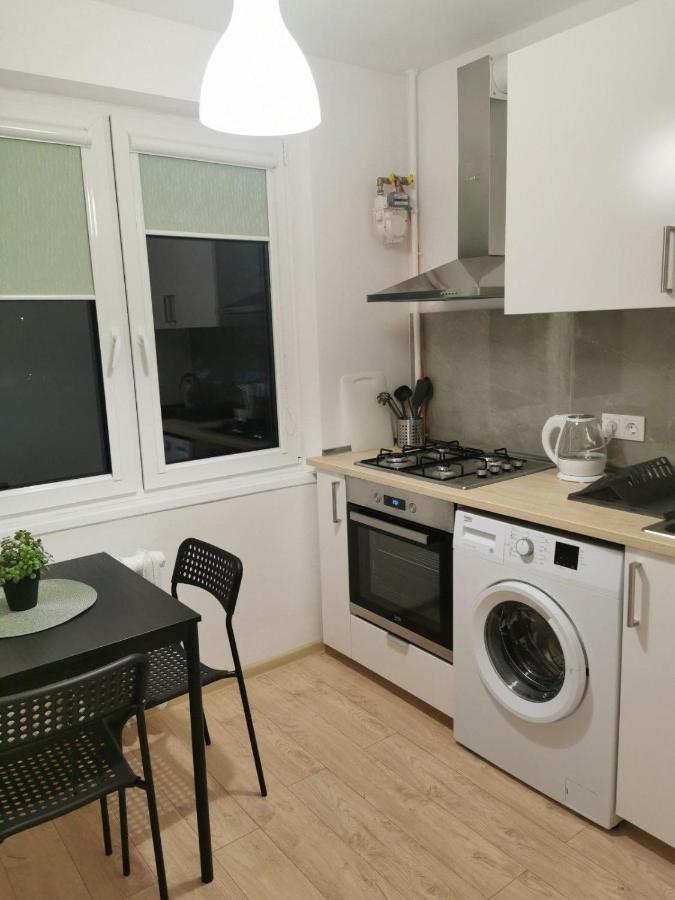 Modern Studio Debreceno, Self-Check-In, Free Parking Klaipėda Buitenkant foto