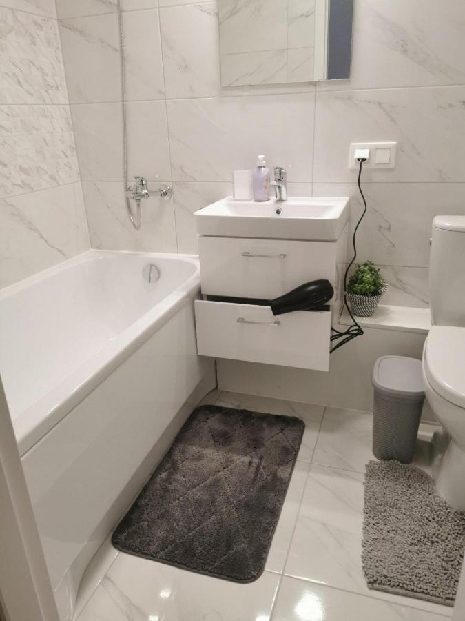 Modern Studio Debreceno, Self-Check-In, Free Parking Klaipėda Buitenkant foto