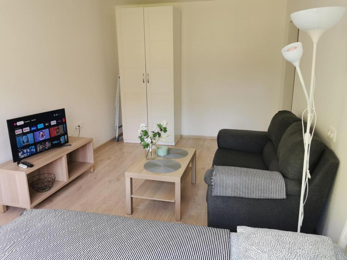 Modern Studio Debreceno, Self-Check-In, Free Parking Klaipėda Buitenkant foto
